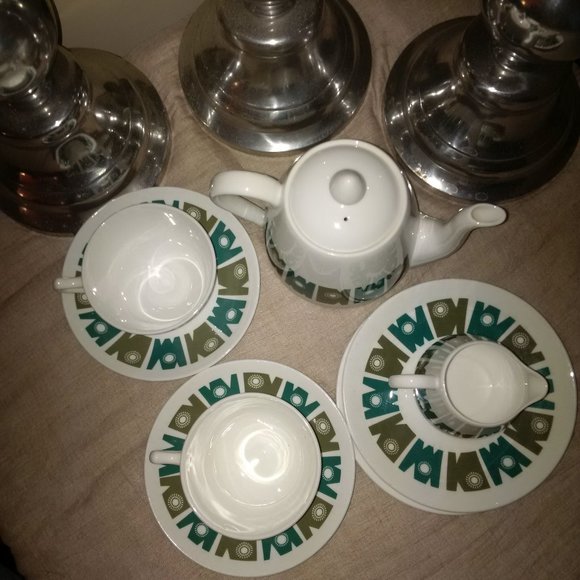 Crown Staffordshire Bone China - Picture 3 of 5